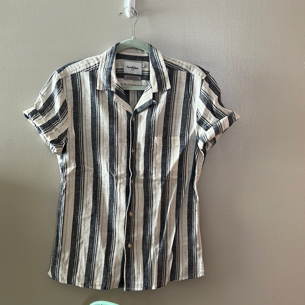 Goodfellow & Co linen button down